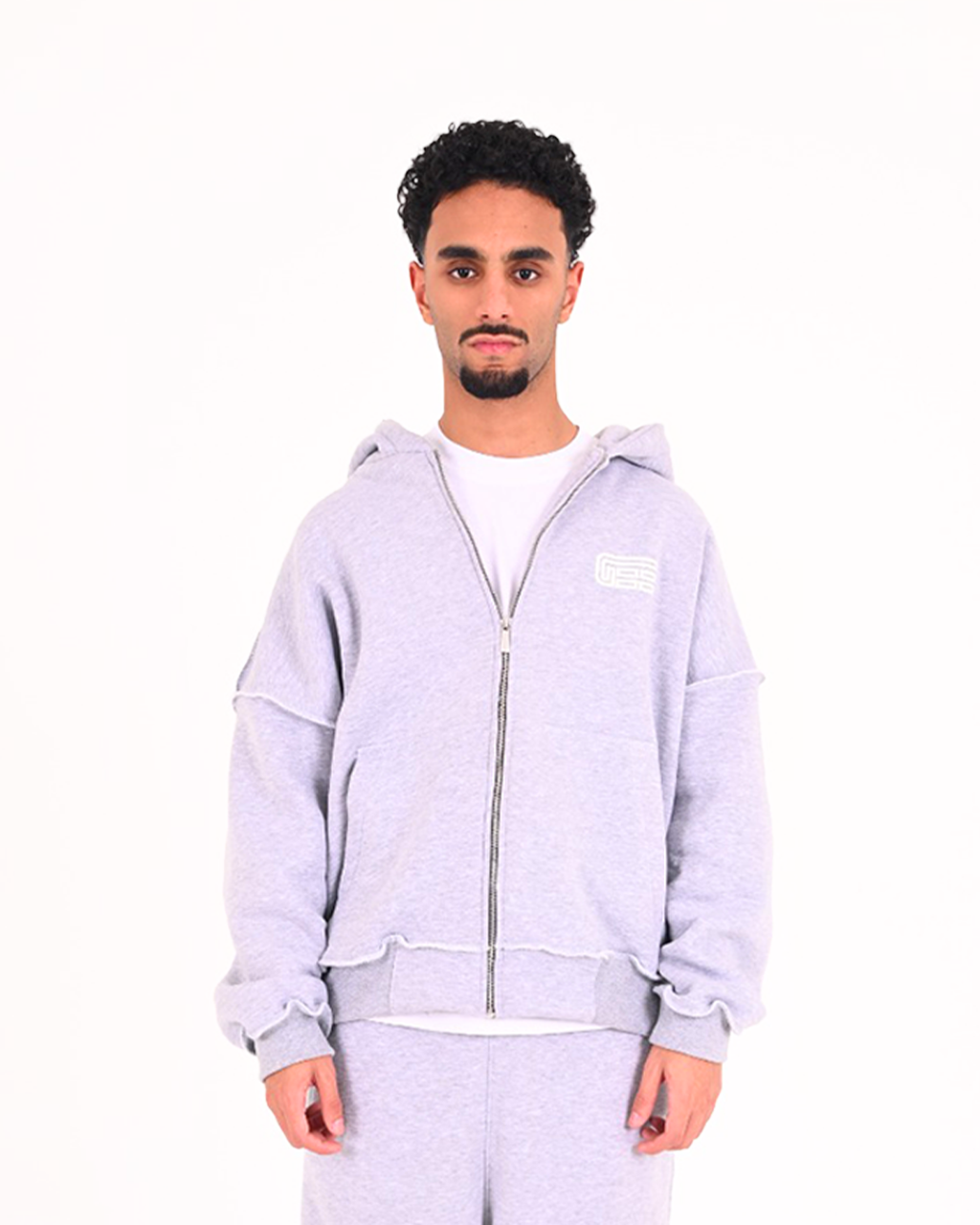 GREY RAW ZIP-UP
